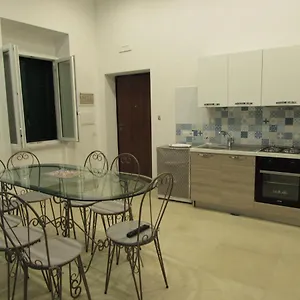  Affittacamere Enzo Italia